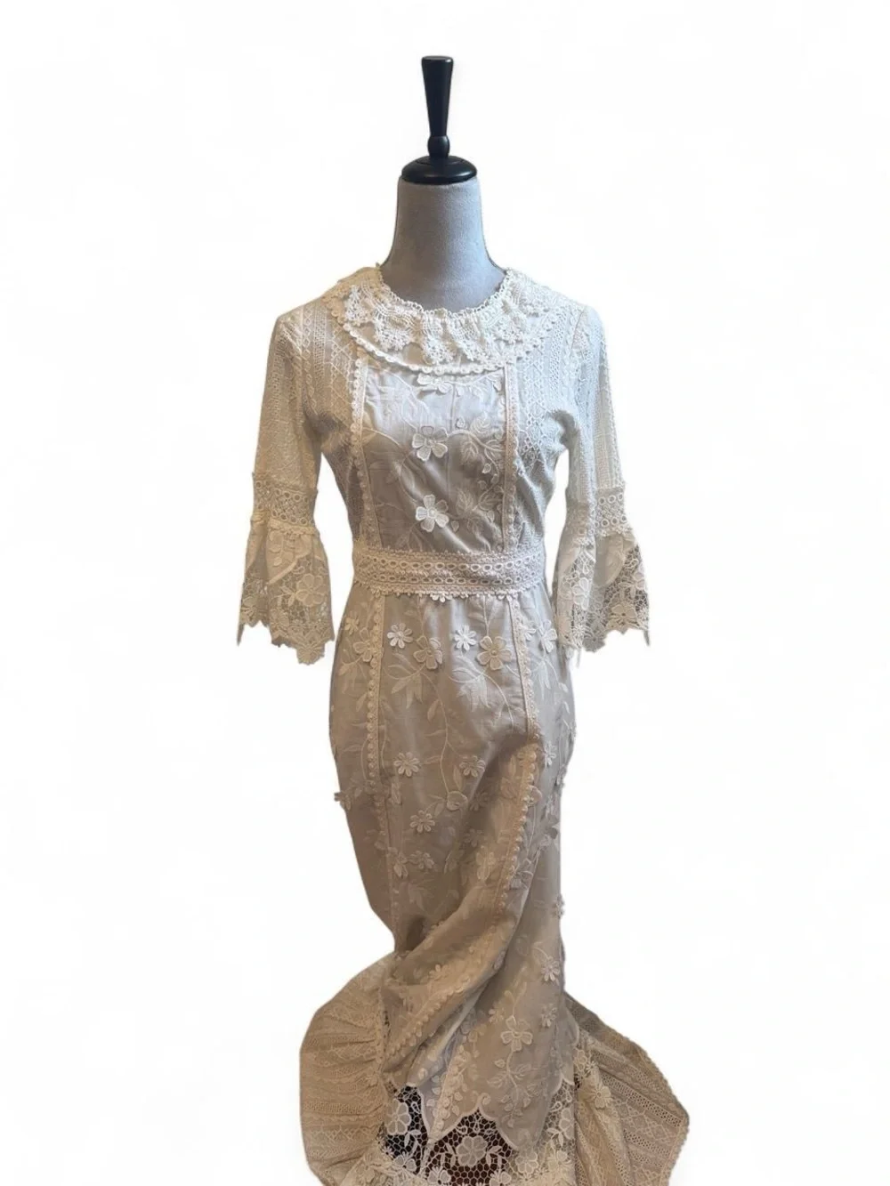 Anna Sui Ivory Lace Midi Dress with Floral Embroidery size 2 - Picture 5 of 8